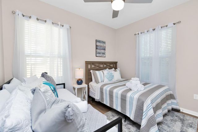 5322 Avenue K, Galveston, TX 77551