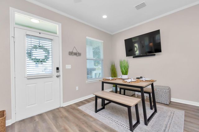 5322 Avenue K, Galveston, TX 77551