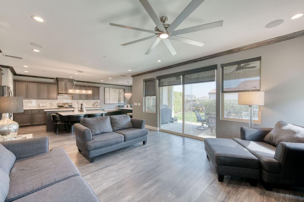 Image 28 of property listing at 273 Meridian Avenue, Madera, CA 93636