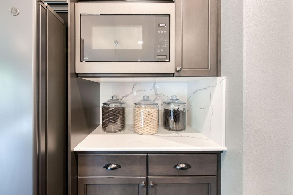 Image 38 of property listing at 273 Meridian Avenue, Madera, CA 93636