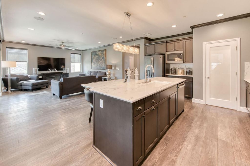 Image 39 of property listing at 273 Meridian Avenue, Madera, CA 93636