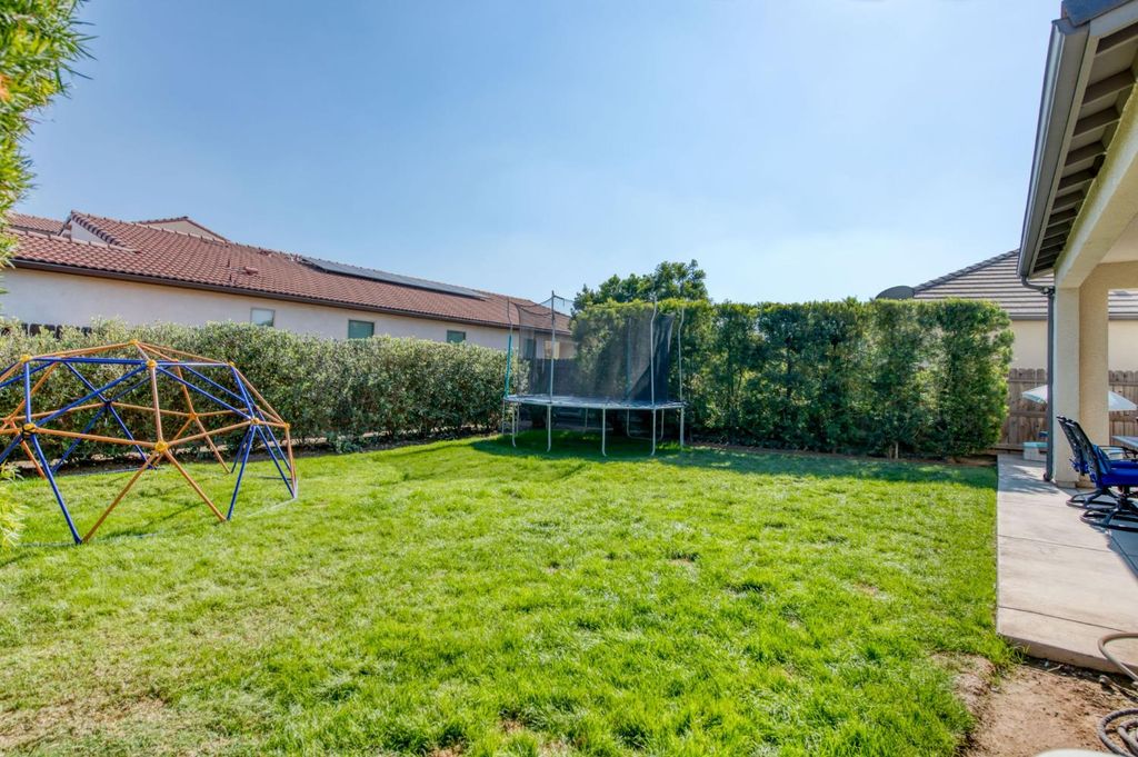 Image 43 of property listing at 273 Meridian Avenue, Madera, CA 93636