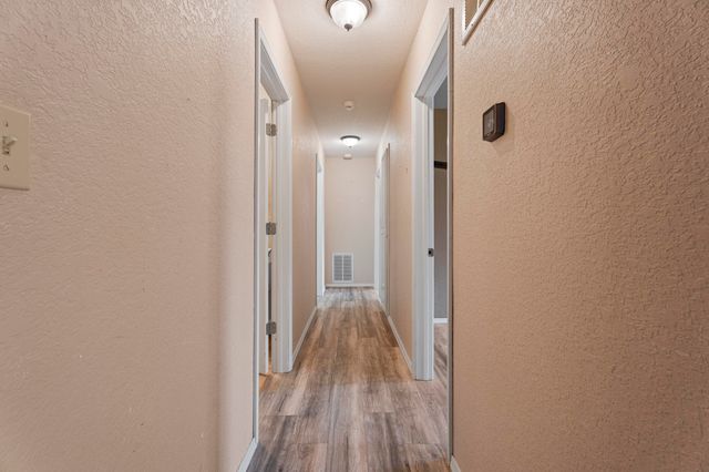 1014 Red Bud Drive, Grove, OK 74344