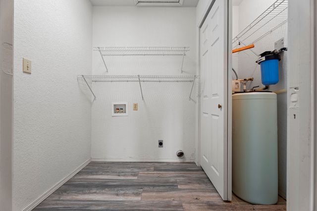 1014 Red Bud Drive, Grove, OK 74344