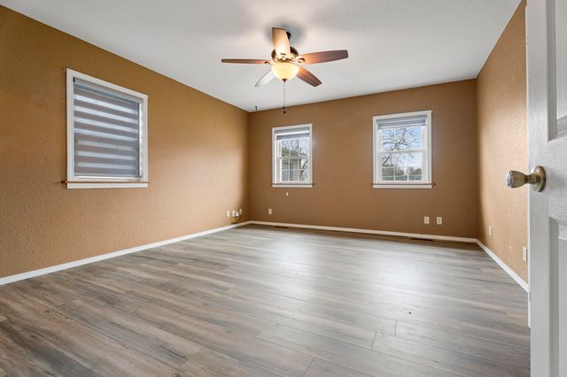 1014 Red Bud Drive, Grove, OK 74344