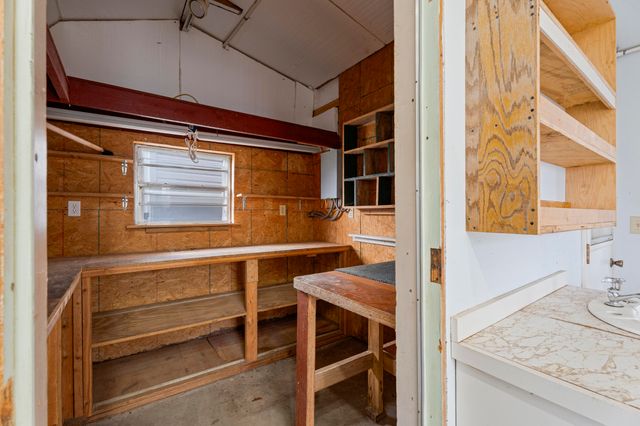 1014 Red Bud Drive, Grove, OK 74344