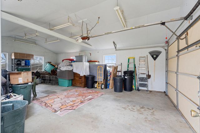 1014 Red Bud Drive, Grove, OK 74344