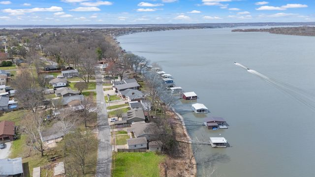 1014 Red Bud Drive, Grove, OK 74344