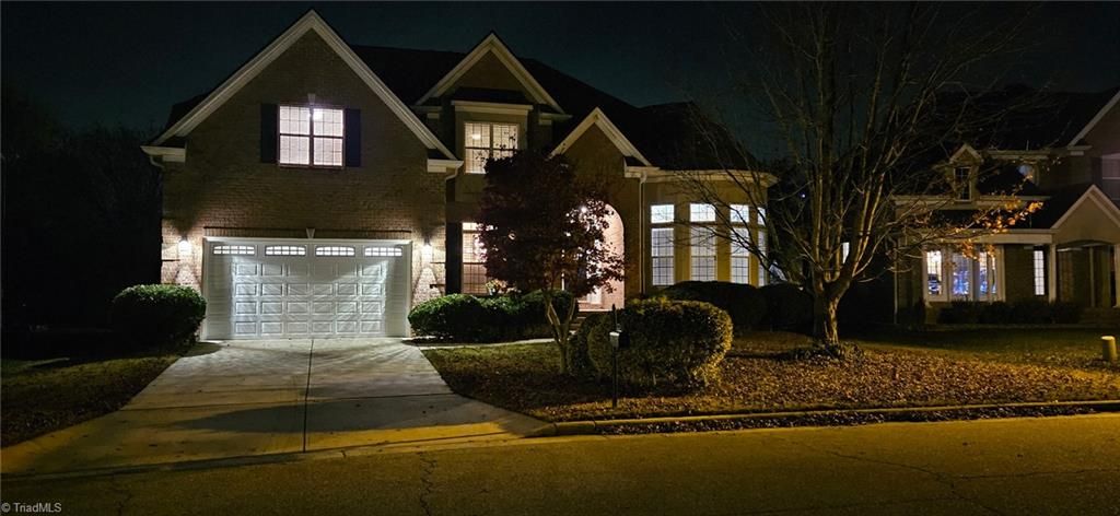 108 Olde Salem Drive, Jamestown, NC 27282