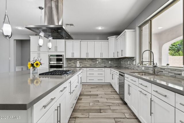 16118 W CAMERON Drive, Surprise, AZ 85379