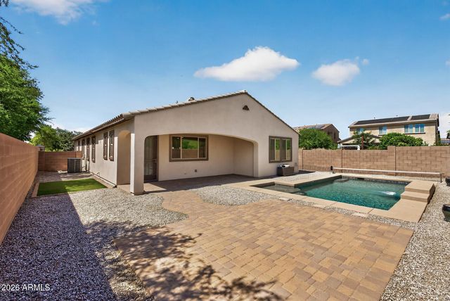 16118 W CAMERON Drive, Surprise, AZ 85379