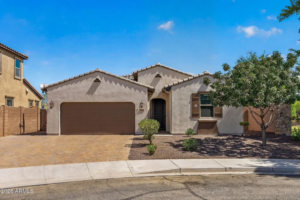 16118 W CAMERON Drive, Surprise, AZ 85379