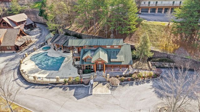 830 Golf View Boulevard, Pigeon Forge, TN 37863
