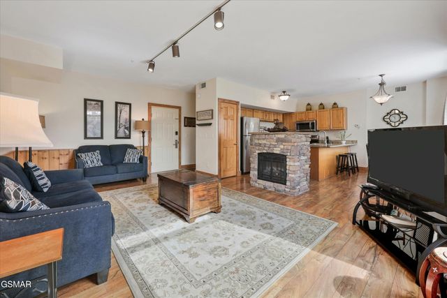 830 Golf View Boulevard, Pigeon Forge, TN 37863