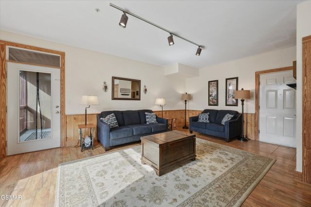 830 Golf View Boulevard, Pigeon Forge, TN 37863