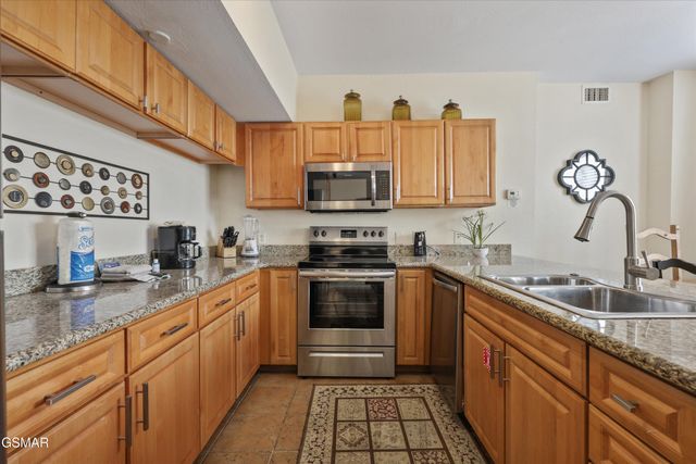 830 Golf View Boulevard, Pigeon Forge, TN 37863