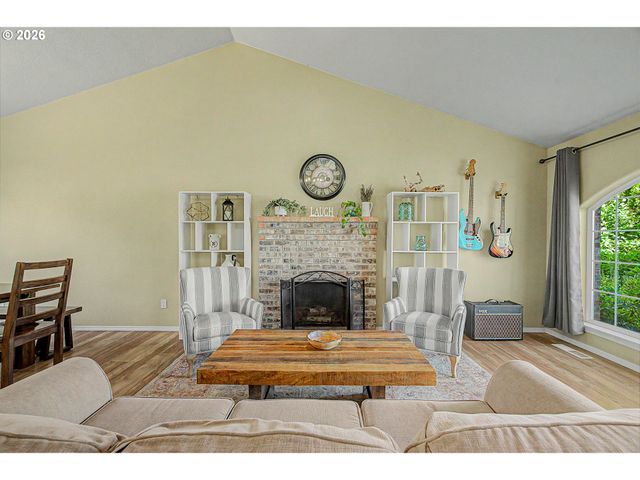 17858 Sw RICHARD Ct, Beaverton, OR 97007