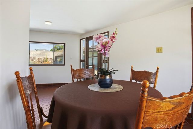 8525 Mcconnell, Los Angeles, CA 90045