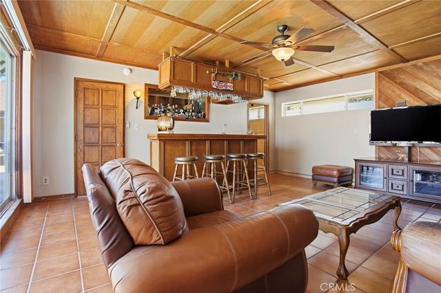 8525 Mcconnell, Los Angeles, CA 90045