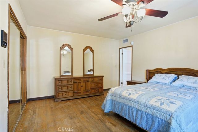 8525 Mcconnell, Los Angeles, CA 90045