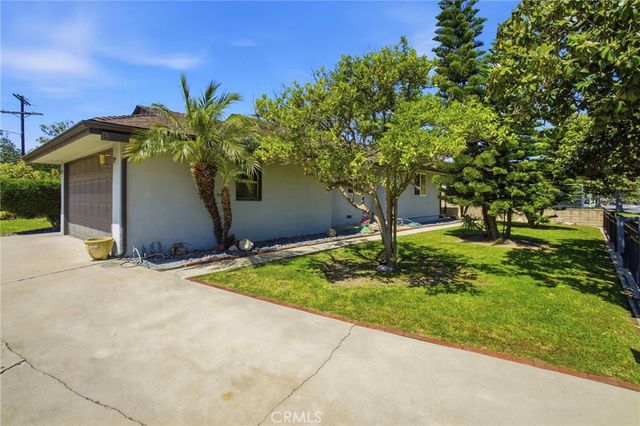 8525 Mcconnell, Los Angeles, CA 90045