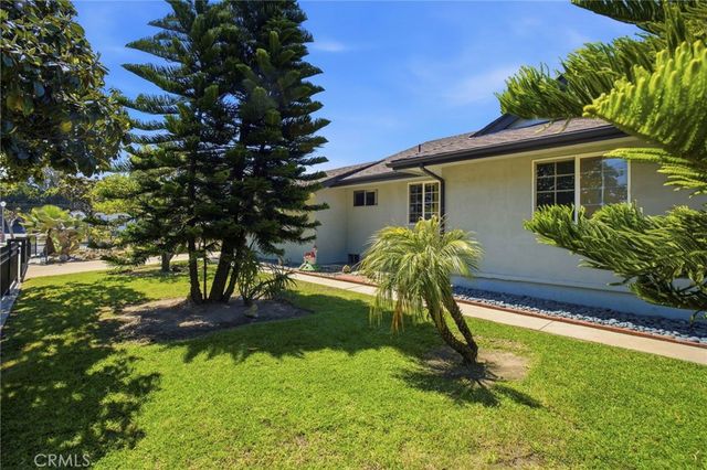 8525 Mcconnell, Los Angeles, CA 90045