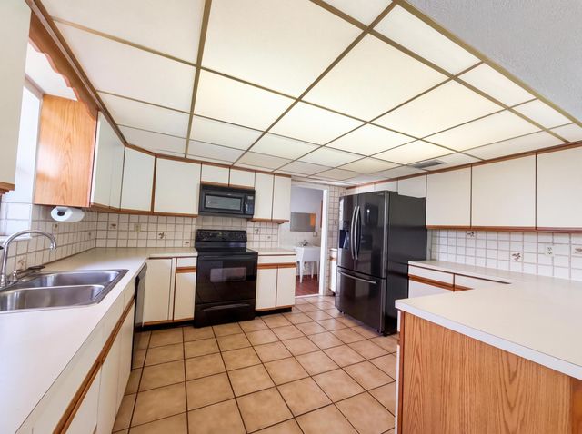 2026 Mark Drive, Lake Worth, FL 33461