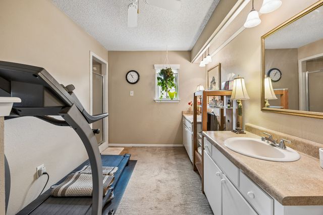2709 Hedgeway Drive, Arlington, TX 76016