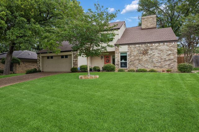 2709 Hedgeway Drive, Arlington, TX 76016