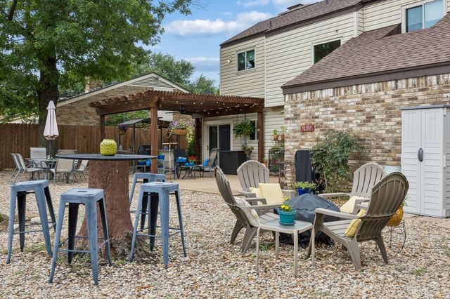 2709 Hedgeway Drive, Arlington, TX 76016