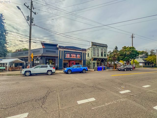 6810 Ne 6th Ave, Portland, OR 97211