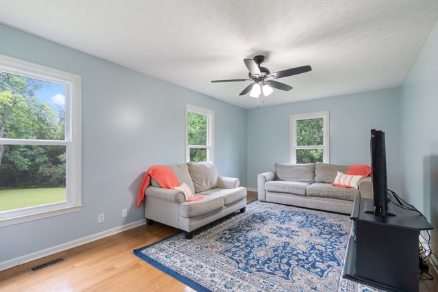 7120 Boone St, Fairview, TN 37062