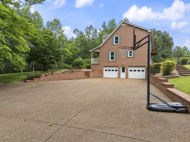 7120 Boone St, Fairview, TN 37062