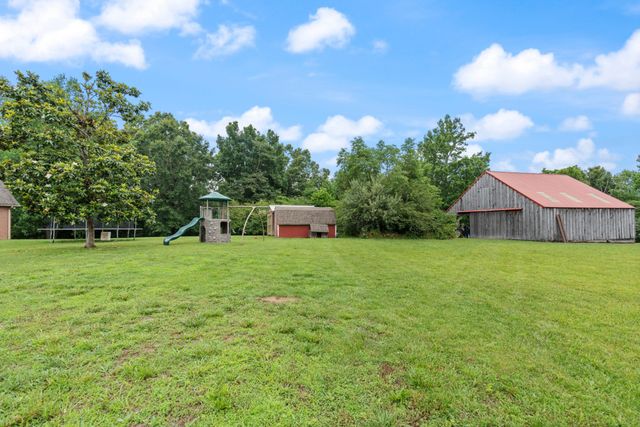 7120 Boone St, Fairview, TN 37062