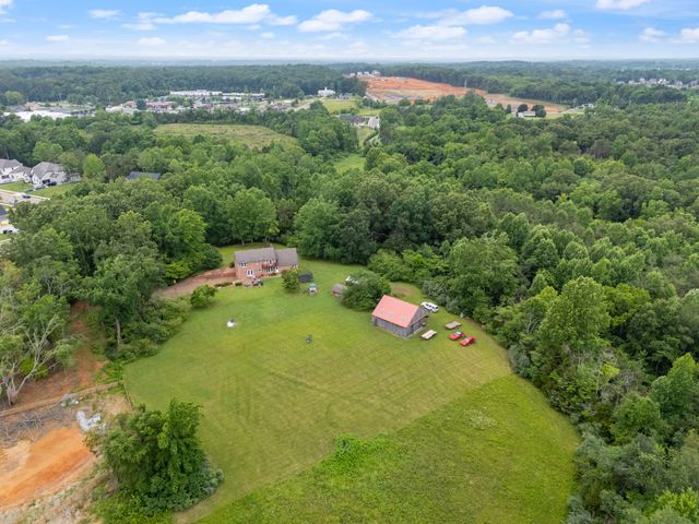7120 Boone St, Fairview, TN 37062
