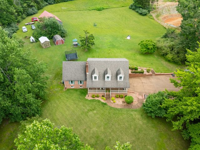 7120 Boone St, Fairview, TN 37062