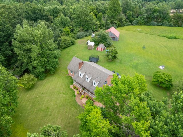 7120 Boone St, Fairview, TN 37062