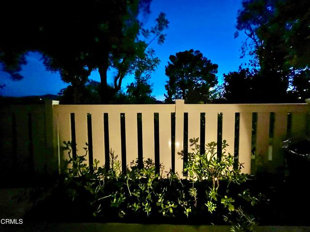 751 Birchpark Circle 102, Thousand Oaks, CA 91360