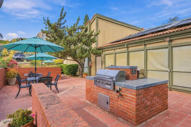 751 Birchpark Circle 102, Thousand Oaks, CA 91360