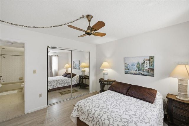7050 SUNSET DRIVE S 216, St Petersburg, FL 33707