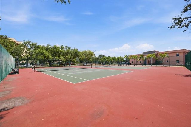 7050 SUNSET DRIVE S 216, St Petersburg, FL 33707