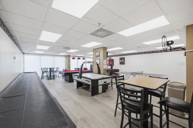 7050 SUNSET DRIVE S 216, St Petersburg, FL 33707