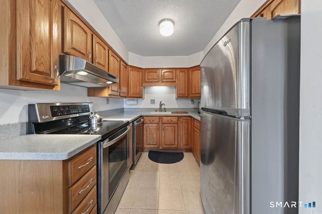 25 Florence Road 19, Branford, CT 06405