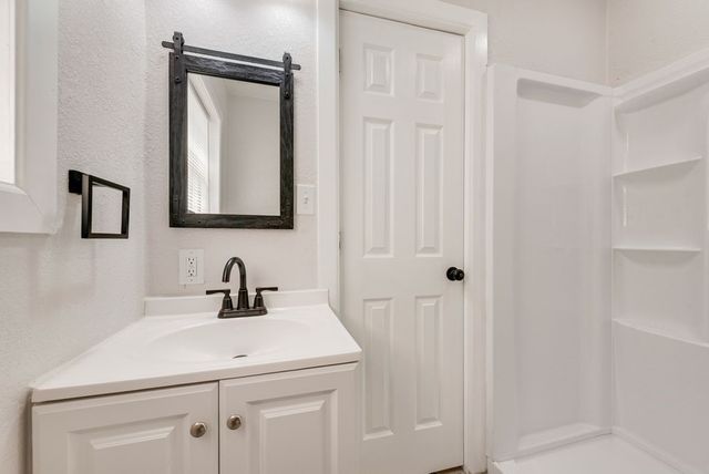 2203 Wesley Street, Greenville, TX 75401