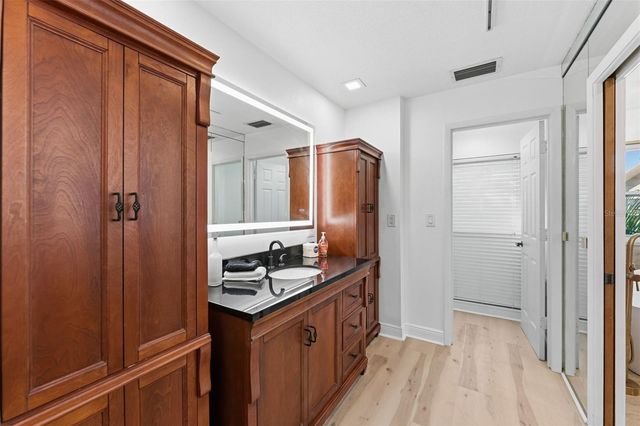 1584 OAK LANE, Clearwater, FL 33764