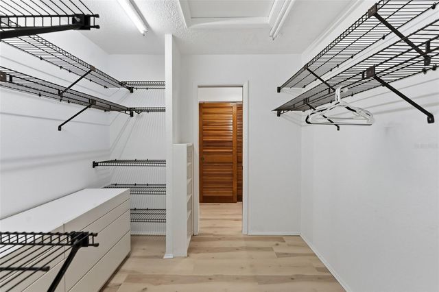 1584 OAK LANE, Clearwater, FL 33764