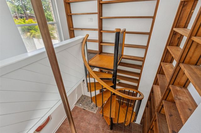 1584 OAK LANE, Clearwater, FL 33764