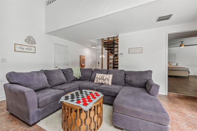 1584 OAK LANE, Clearwater, FL 33764