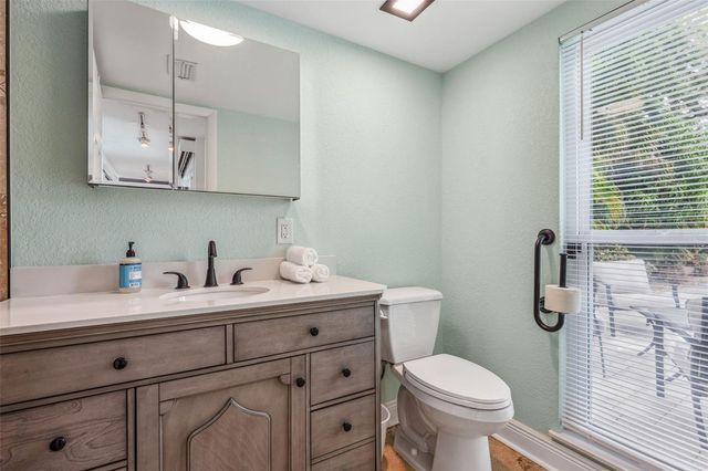 1584 OAK LANE, Clearwater, FL 33764