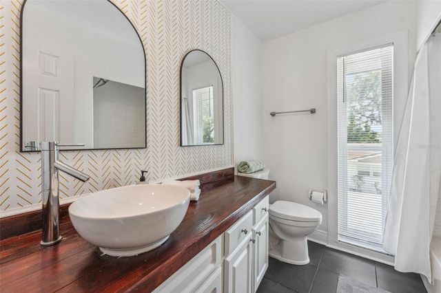 1584 OAK LANE, Clearwater, FL 33764